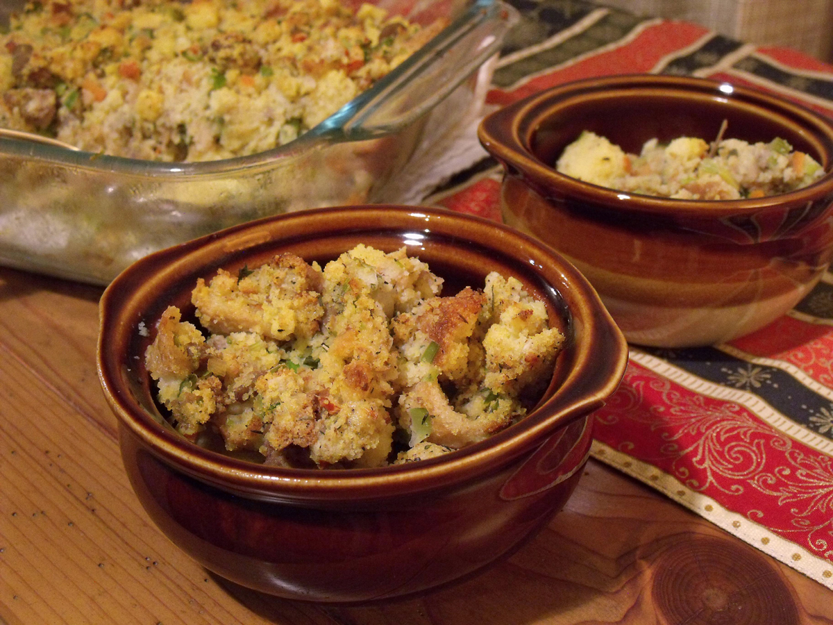 Cornbread Stuffing . Curious Cuisiniere