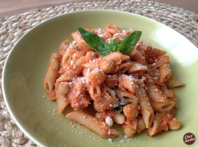 Chick pea and tomato pasta