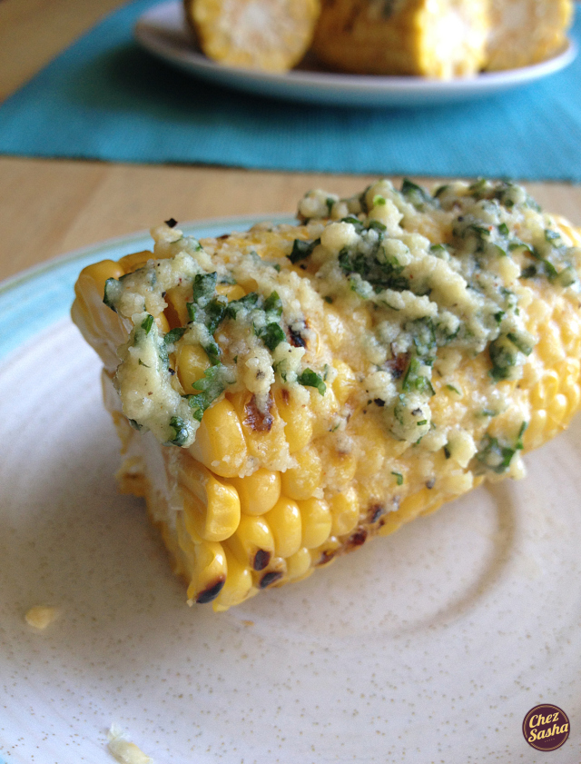 Grilled corn with herb butter