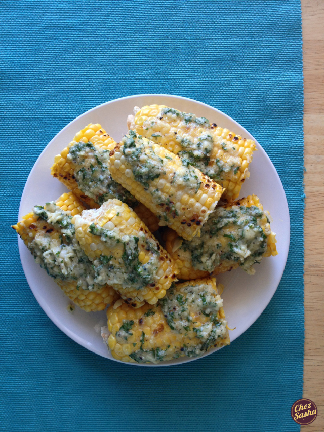 Grilled corn with herb butter