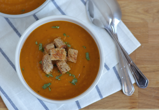 Roasted-sweet-potato-soup-FT