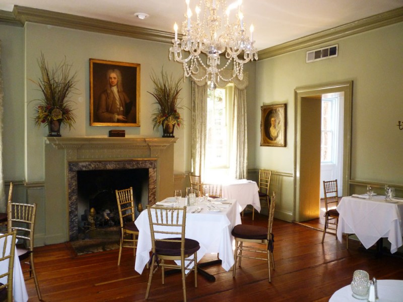 Pink-House-Interior-2