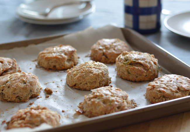 Vegetarian-biscuits-and-gravy-FT
