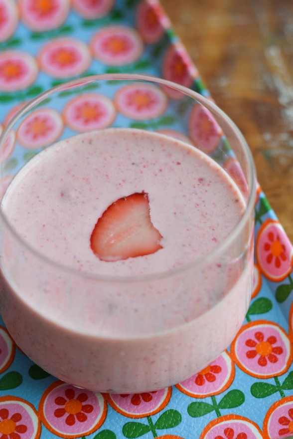 Boozy-strawberry-milkshake (1)