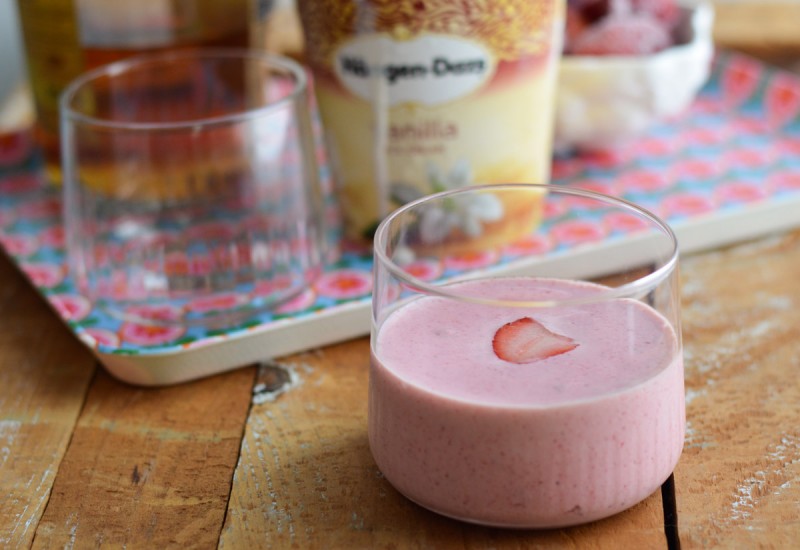 Boozy-strawberry-milkshake (3)
